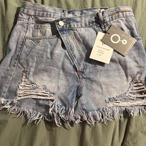 Cross over jean shorts